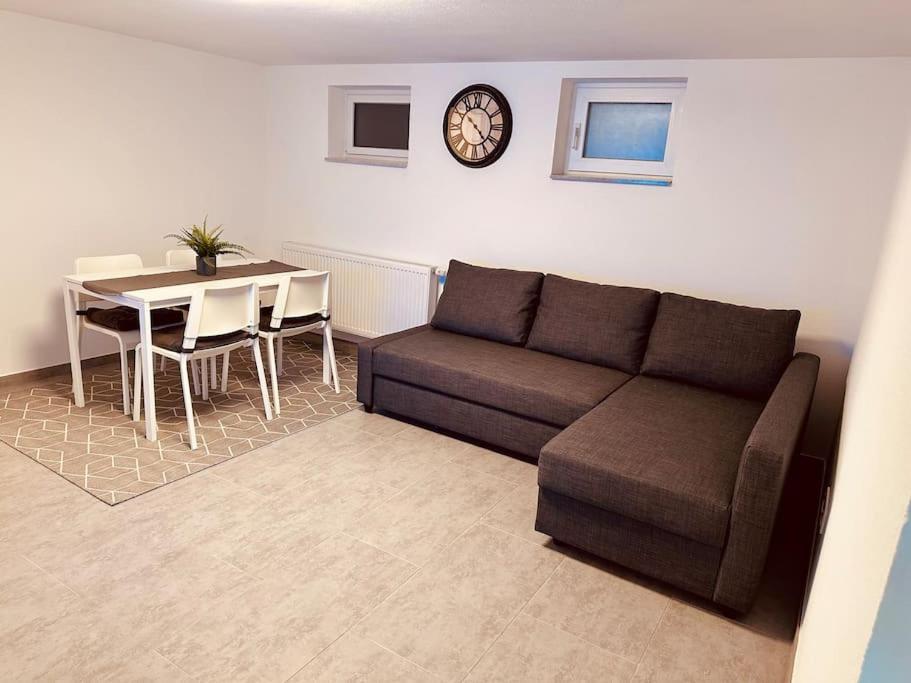 Gemuetliche Wohnung In Леверкузен Экстерьер фото