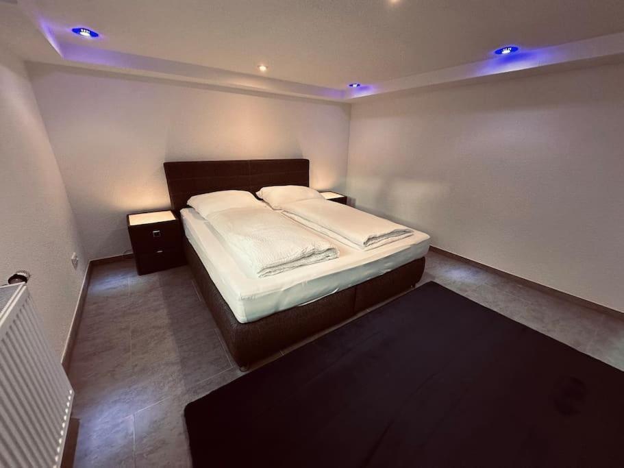 Gemuetliche Wohnung In Леверкузен Экстерьер фото